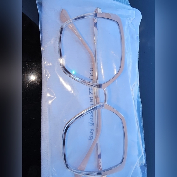 NEW STYLISH LARGE FRAME CLEAR GLASSES - Picture 7 of 10